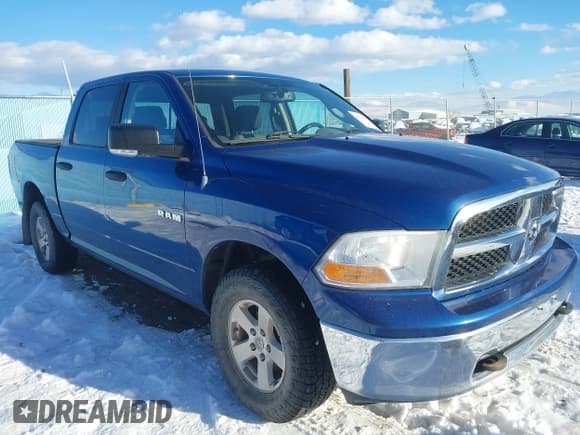 ✅ 2009 Dodge 1500 SLT • VIN: 1D3HV13P29S720461 • Lot: 41336067. Wystawiony na IAAI z przebiegiem 163 731 mil. Bezpłatny archiwum sprzedaży aukcyjnych z USA i szczegółowy raport historii pojazdu na DreamBid. Zdjęcie 1.