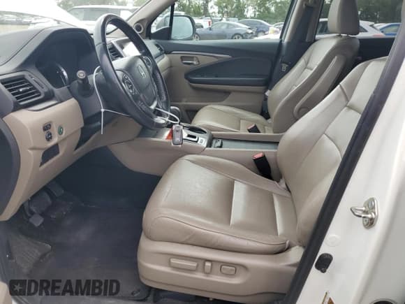 ✅ 2017 Honda Pilot EX-L • VIN: 5FNYF6H77HB031118 • Lot: 81370035. Listed on Copart with 166,144 mi. Free auction sales archive from the USA and detailed vehicle history report at DreamBid. Image 7.