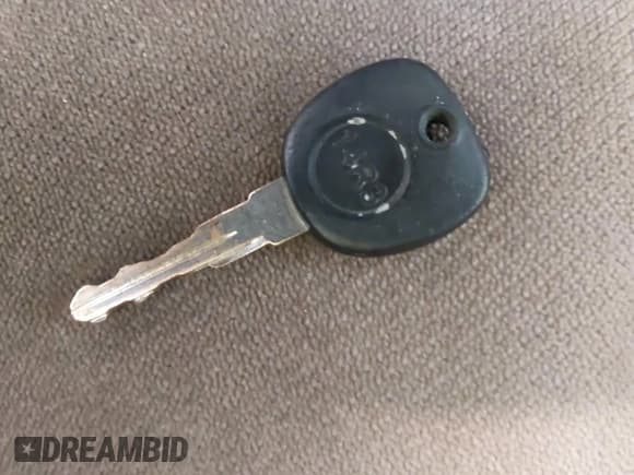 ✅ 2003 GMC Sierra 1500 SLT • VIN: 2GTEK19T531227955 • Lot: 43667157. Listed on IAAI with 320,993 mi. Free auction sales archive from the USA and detailed vehicle history report at DreamBid. Image 11.