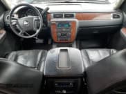 ✅ 2007 Chevrolet Silverado 2500HD 2LT • VIN: 1GCHK23697F504854 • Лот: 58057985. Опубликован ранее на Copart с пробегом 269 143 миль. Бесплатный доступ к архиву аукционных продаж из США и подробный отчёт об истории автомобиля на DreamBid. Изображение 8.