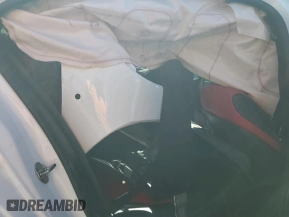 ✅ 2023 Mercedes-Benz C 300 • VIN: W1KAF4HB6PR127329 • Lot: 90501535. Wystawiony na Copart z przebiegiem Nie podano. Bezpłatny archiwum sprzedaży aukcyjnych z USA i szczegółowy raport historii pojazdu na DreamBid. Zdjęcie 10.