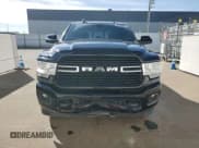 ✅ 2021 Ram 2500 Lone Star • VIN: 3C6UR5DLXMG569052 • Лот: 67531475. Опубликован ранее на Copart с пробегом 107 085 миль. Бесплатный доступ к архиву аукционных продаж из США и подробный отчёт об истории автомобиля на DreamBid. Изображение 5.