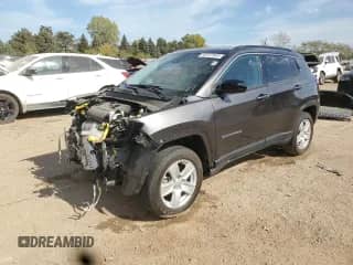 2022 Jeep Compass Latitude с VIN 3C4NJDBB7NT154532, выставлен на аукционе Copart как лот 80247945 с пробегом 146 миль миль и Списание • Salvage title. История ставок и продаж доступна на DreamBid. Изображение 1.