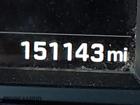 ✅ 2017 Hyundai Santa Fe SE • VIN: KM8SN4HF3HU166409 • Лот: 42610563. Опубликован ранее на IAAI с пробегом 151 143 миль. Бесплатный доступ к архиву аукционных продаж из США и подробный отчёт об истории автомобиля на DreamBid. Изображение 15.