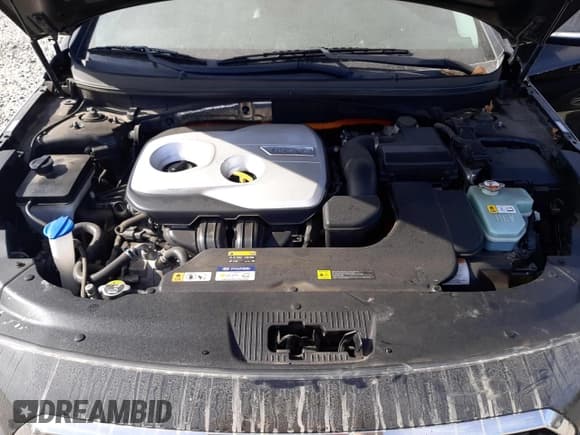 ✅ 2017 Hyundai Sonata SE • VIN: KMHE24L31HA067706 • Лот: 63690862. Опубликован ранее на Copart с пробегом 137 346 миль. Бесплатный доступ к архиву аукционных продаж из США и подробный отчёт об истории автомобиля на DreamBid. Изображение 7.