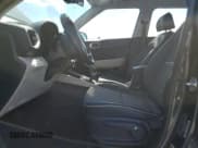 ✅ 2022 Hyundai Venue Limited • VIN: KMHRC8A3XNU170822 • Лот: 77037074. Опубликован ранее на Copart с пробегом Не указан. Бесплатный доступ к архиву аукционных продаж из США и подробный отчёт об истории автомобиля на DreamBid. Изображение 7.