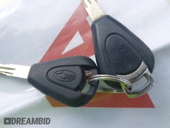 ✅ 2006 Subaru Legacy Outback • VIN: 4S4BP61CX67337948 • Lot: 43238915. Listed on IAAI with 172,372 mi. Free auction sales archive from the USA and detailed vehicle history report at DreamBid. Image 11.