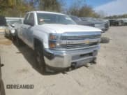 ✅ 2018 Chevrolet Silverado 2500HD Work Truck • VIN: 1GC2KUEG3JZ203901 • Lot: 74768744. Wystawiony na Copart z przebiegiem 168 730 mil. Bezpłatny archiwum sprzedaży aukcyjnych z USA i szczegółowy raport historii pojazdu na DreamBid. Zdjęcie 4.