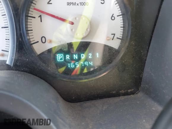 ✅ 2007 Dodge Dakota ST • VIN: 1D3HW28P77S173518 • Лот: 42055934. Опубликован ранее на IAAI с пробегом 165 794 миль. Бесплатный доступ к архиву аукционных продаж из США и подробный отчёт об истории автомобиля на DreamBid. Изображение 15.