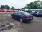 ✅ 2013 Volkswagen Jetta SE • VIN: 3VWDP7AJ2DM409212 • Lot: 42519938. Wystawiony na IAAI z przebiegiem 118 813 mil. Bezpłatny archiwum sprzedaży aukcyjnych z USA i szczegółowy raport historii pojazdu na DreamBid. Zdjęcie 3.