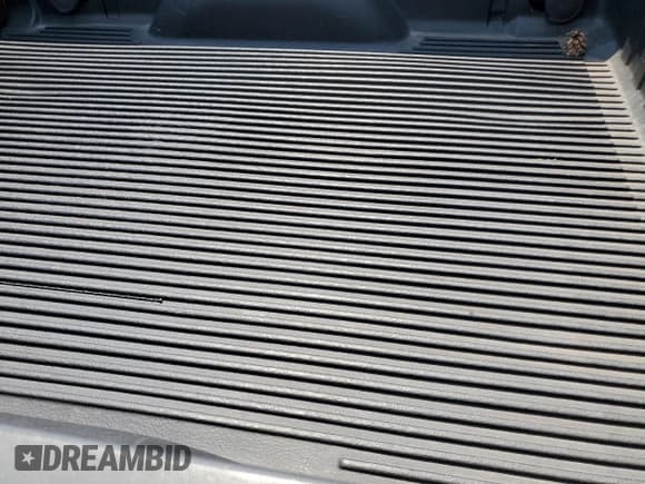 ✅ 2014 Chevrolet Silverado 1500 LT • VIN: 1GCNCREH5EZ336018 • Лот: 65820614. Опубликован ранее на Copart с пробегом 106 703 миль. Бесплатный доступ к архиву аукционных продаж из США и подробный отчёт об истории автомобиля на DreamBid. Изображение 10.