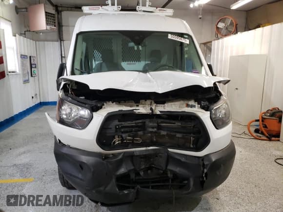 ✅ 2019 Ford Transit • VIN: 1FTYE1CM7KKA68876 • Lot: 55595075. Wystawiony na Copart z przebiegiem 90 838 mil. Bezpłatny archiwum sprzedaży aukcyjnych z USA i szczegółowy raport historii pojazdu na DreamBid. Zdjęcie 5.