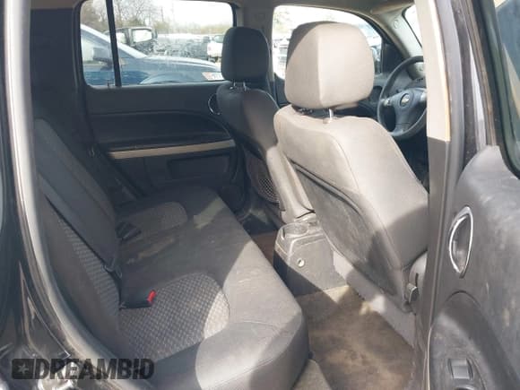 ✅ 2011 Chevrolet HHR LS • VIN: 3GNBAAFW3BS650063 • Lot: 41323795. Listed on IAAI with 99,329 mi. Free auction sales archive from the USA and detailed vehicle history report at DreamBid. Image 8.