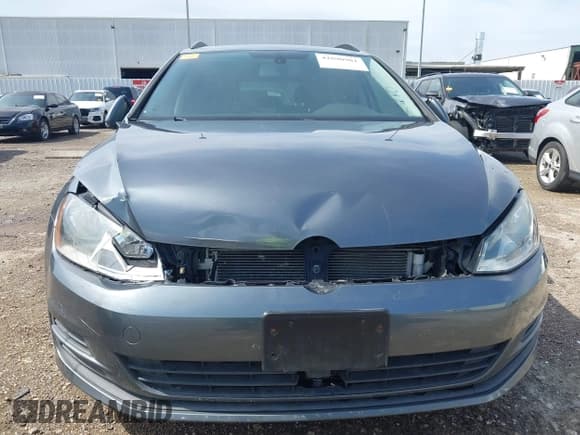 ✅ 2016 Volkswagen Golf TSI S • VIN: 3VWC17AU2GM520225 • Lot: 42690981. Listed on IAAI with 101,911 mi. Free auction sales archive from the USA and detailed vehicle history report at DreamBid. Image 13.