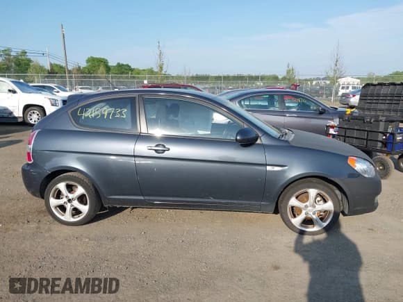 ✅ 2007 Hyundai Accent SE • VIN: KMHCN36CX7U032583 • Лот: 42159733. Опубликован ранее на IAAI с пробегом 113 993 миль. Бесплатный доступ к архиву аукционных продаж из США и подробный отчёт об истории автомобиля на DreamBid. Изображение 13.