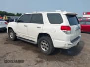 ✅ 2011 Toyota 4Runner SR5 • VIN: JTEZU5JR4B5014832 • Лот: 42369600. Опубликован ранее на IAAI с пробегом 256 676 миль. Бесплатный доступ к архиву аукционных продаж из США и подробный отчёт об истории автомобиля на DreamBid. Изображение 3.