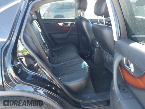 ✅ 2010 Infiniti FX • VIN: JN8AS1MU0AM800426 • Lot: 43486069. Wystawiony na IAAI z przebiegiem 129 265 mil. Bezpłatny archiwum sprzedaży aukcyjnych z USA i szczegółowy raport historii pojazdu na DreamBid. Zdjęcie 8.