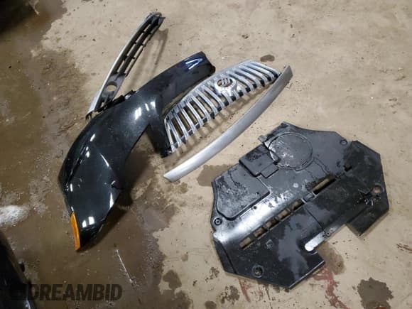 ✅ 2011 Mercury Milan Premier • VIN: 3MEHM0JA9BR600600 • Lot: 87789785. Listed on Copart with 129,544 mi. Free auction sales archive from the USA and detailed vehicle history report at DreamBid. Image 12.