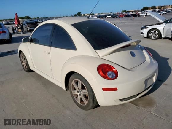 ✅ 2006 Volkswagen Beetle • VIN: 3VWPR31CX6M419829 • Lot: 67041755. Listed on Copart with 189,200 mi. Free auction sales archive from the USA and detailed vehicle history report at DreamBid. Image 2.