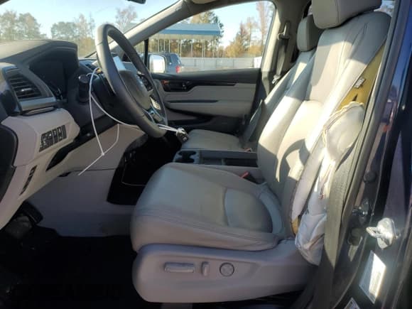 ✅ 2021 Honda Odyssey Touring • VIN: 5FNRL6H86MB028534 • Lot: 90859505. Listed on Copart with 74,206 mi. Free auction sales archive from the USA and detailed vehicle history report at DreamBid. Image 7.