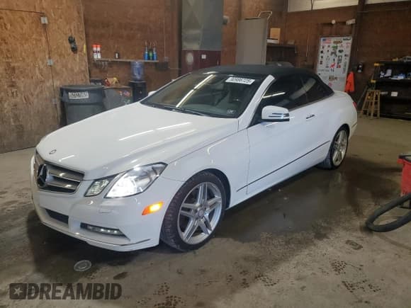 ✅ 2013 Mercedes-Benz E 350 • VIN: WDDKK5KF4DF206349 • Лот: 90986725. Опубликован ранее на Copart с пробегом 69 343 миль. Бесплатный доступ к архиву аукционных продаж из США и подробный отчёт об истории автомобиля на DreamBid. Изображение 1.