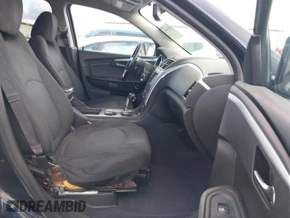 ✅ 2012 Chevrolet Traverse 2LT • VIN: 1GNKVJED2CJ285320 • Lot: 43563492. Wystawiony na IAAI z przebiegiem 177 560 mil. Bezpłatny archiwum sprzedaży aukcyjnych z USA i szczegółowy raport historii pojazdu na DreamBid. Zdjęcie 5.