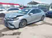 2023 Toyota Camry SE с VIN 4T1G11BK1PU098308, выставлен на аукционе IAAI как лот 42647397 с пробегом 78 799 миль миль и . История ставок и продаж доступна на DreamBid. Изображение 2.