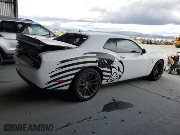 ✅ 2021 Dodge Challenger SRT Hellcat • VIN: 2C3CDZC95MH670200 • Lot: 71821335. Listed on Copart with 8,900 mi. Free auction sales archive from the USA and detailed vehicle history report at DreamBid. Image 3.