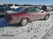 ✅ 1993 Ford Taurus GL • VIN: 1FALP52U2PG147367 • Lot: 42258795. Wystawiony na Copart z przebiegiem 68 209 mil. Bezpłatny archiwum sprzedaży aukcyjnych z USA i szczegółowy raport historii pojazdu na DreamBid. Zdjęcie 3.