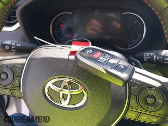 ✅ 2022 Toyota RAV4 XSE • VIN: JTMEB3FV1ND075875 • Лот: 43048040. Опубликован ранее на IAAI с пробегом 41 858 миль. Бесплатный доступ к архиву аукционных продаж из США и подробный отчёт об истории автомобиля на DreamBid. Изображение 11.