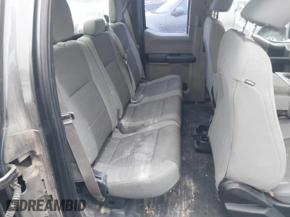 ✅ 2016 Ford F-150 XL • VIN: 1FTEX1C81GFB09051 • Lot: 41300134. Listed on IAAI with 232,746 mi. Free auction sales archive from the USA and detailed vehicle history report at DreamBid. Image 8.