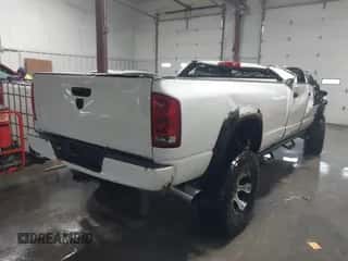 2006 Dodge 3500 SLT z VIN 3D7LX38C36G124573, wystawiony jako IAAI lot #41293879 z przebiegiem 187 850 mil mil oraz . Historia ofert i sprzedaży dostępna na DreamBid. Obrazek 4.