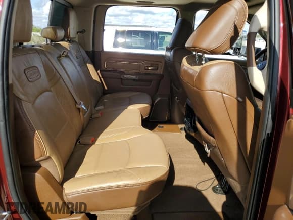 ✅ 2022 Ram 2500 Longhorn • VIN: 3C6UR5GL4NG101511 • Lot: 84820884. Wystawiony na Copart z przebiegiem Nie podano. Bezpłatny archiwum sprzedaży aukcyjnych z USA i szczegółowy raport historii pojazdu na DreamBid. Zdjęcie 10.