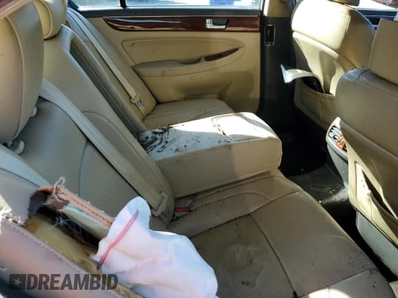 ✅ 2013 Hyundai Genesis 3.8L • VIN: KMHGC4DDXDU226969 • Lot: 84599035. Listed on Copart with Not provided. Free auction sales archive from the USA and detailed vehicle history report at DreamBid. Image 10.