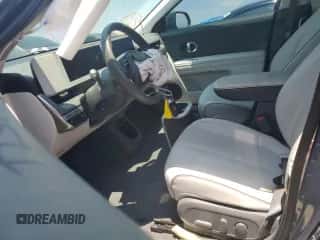 2022 Hyundai Ioniq 5 SEL z VIN KM8KN4AE8NU056825, wystawiony jako Copart lot #55490304 z przebiegiem Nie podano mil oraz Nie do naprawy • Non repairable. Historia ofert i sprzedaży dostępna na DreamBid. Obrazek 5.