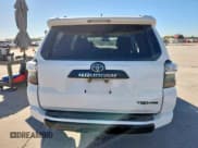 ✅ 2018 Toyota 4Runner TRD Off Road Premium • VIN: JTEBU5JR6J5539214 • Lot: 90891555. Listed on Copart with 201,763 mi. Free auction sales archive from the USA and detailed vehicle history report at DreamBid. Image 6.