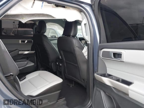 ✅ 2021 Ford Explorer XLT • VIN: 1FMSK7DH7MGC47908 • Lot: 43138461. Wystawiony na IAAI z przebiegiem 23 971 mil. Bezpłatny archiwum sprzedaży aukcyjnych z USA i szczegółowy raport historii pojazdu na DreamBid. Zdjęcie 8.