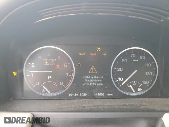 ✅ 2011 Land Rover Range Rover HSE Lux • VIN: SALMF1D40BA335557 • Lot: 82070645. Listed on Copart with 146,005 mi. Free auction sales archive from the USA and detailed vehicle history report at DreamBid. Image 9.