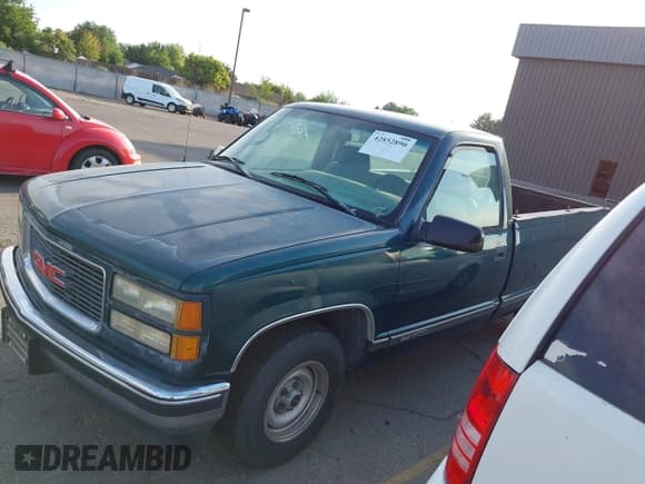 ✅ 1995 GMC Sierra 1500 • VIN: 1GTEC14H6SZ554743 • Lot: 42852890. Wystawiony na IAAI z przebiegiem 93 248 mil. Bezpłatny archiwum sprzedaży aukcyjnych z USA i szczegółowy raport historii pojazdu na DreamBid. Zdjęcie 2.