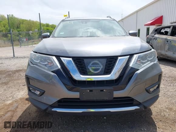 ✅ 2017 Nissan Rogue SL • VIN: 5N1AT2MV0HC879552 • Lot: 42242389. Listed on IAAI with 112,944 mi. Free auction sales archive from the USA and detailed vehicle history report at DreamBid. Image 12.