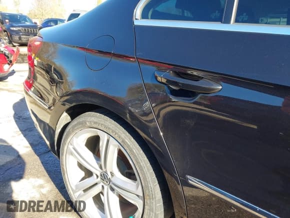 ✅ 2013 Volkswagen CC R-Line • VIN: WVWBP7AN1DE500863 • Lot: 40929279. Listed on IAAI with 150,379 mi. Free auction sales archive from the USA and detailed vehicle history report at DreamBid. Image 6.