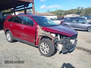 ✅ 2019 Kia Sorento LX • VIN: 5XYPGDA31KG568863 • Лот: 43529157. Опубликован ранее на IAAI с пробегом 64 932 миль. Бесплатный доступ к архиву аукционных продаж из США и подробный отчёт об истории автомобиля на DreamBid. Изображение 1.