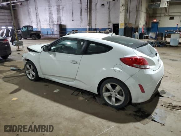 ✅ 2014 Hyundai Veloster • VIN: KMHTC6AD2EU183115 • Lot: 41994845. Wystawiony na Copart z przebiegiem 207 734 mil. Bezpłatny archiwum sprzedaży aukcyjnych z USA i szczegółowy raport historii pojazdu na DreamBid. Zdjęcie 2.