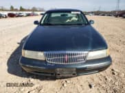 ✅ 1995 Lincoln Continental • VIN: 1LNLM97V0SY745547 • Лот: 93216315. Опубликован ранее на Copart с пробегом 97 068 миль. Бесплатный доступ к архиву аукционных продаж из США и подробный отчёт об истории автомобиля на DreamBid. Изображение 5.