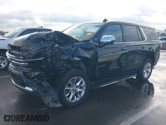 ✅ 2021 Chevrolet Tahoe Premier • VIN: 1GNSKSKD9MR101738 • Lot: 43712659. Wystawiony na IAAI z przebiegiem Nie podano. Bezpłatny archiwum sprzedaży aukcyjnych z USA i szczegółowy raport historii pojazdu na DreamBid. Zdjęcie 17.