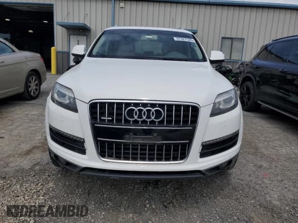 ✅ 2012 Audi Q7 Premium Plus • VIN: WA1LGBFE6CD001880 • Lot: 67327535. Listed on Copart with 239,269 mi. Free auction sales archive from the USA and detailed vehicle history report at DreamBid. Image 5.