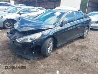 ✅ 2019 Hyundai Sonata SE • VIN: 5NPE24AF5KH754477 • Лот: 43312658. Опубликован ранее на IAAI с пробегом 145 504 миль. Бесплатный доступ к архиву аукционных продаж из США и подробный отчёт об истории автомобиля на DreamBid. Изображение 2.