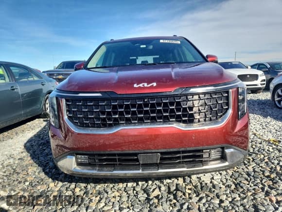 ✅ 2025 Kia Carnival SX • VIN: KNDNE5K38S6452273 • Lot: 91195645. Listed on Copart with 14,845 mi. Free auction sales archive from the USA and detailed vehicle history report at DreamBid. Image 5.