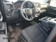 ✅ 2020 Chevrolet Silverado 1500 Custom • VIN: 3GCPWBEH1LG137536 • Lot: 72435284. Wystawiony na Copart z przebiegiem 78 881 mil. Bezpłatny archiwum sprzedaży aukcyjnych z USA i szczegółowy raport historii pojazdu na DreamBid. Zdjęcie 8.