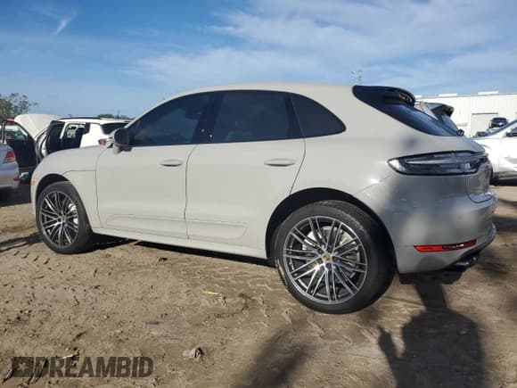 ✅ 2021 Porsche Macan Turbo • VIN: WP1AF2A54MLB60829 • Lot: 80029914. Wystawiony na Copart z przebiegiem Nie podano. Bezpłatny archiwum sprzedaży aukcyjnych z USA i szczegółowy raport historii pojazdu na DreamBid. Zdjęcie 2.